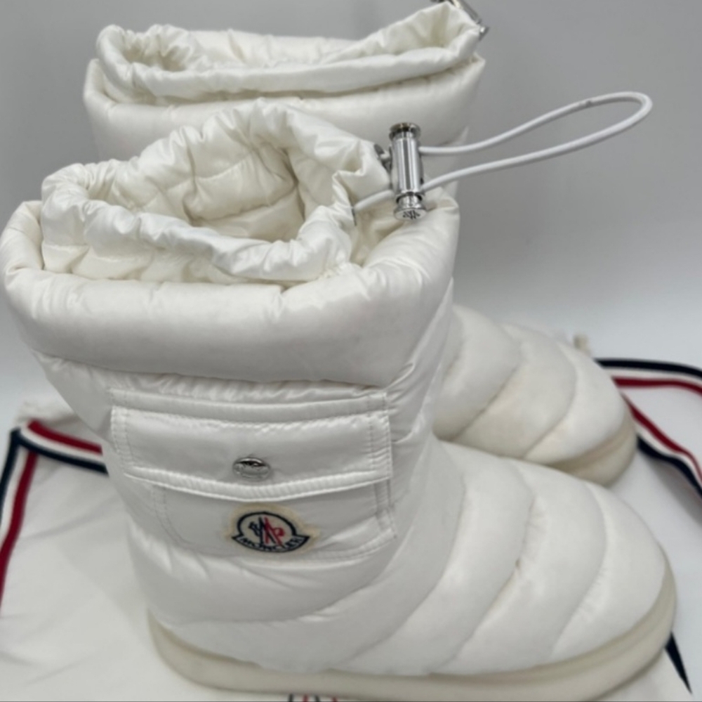 Moncler Gaia Pocket Mid Snow Boot 40